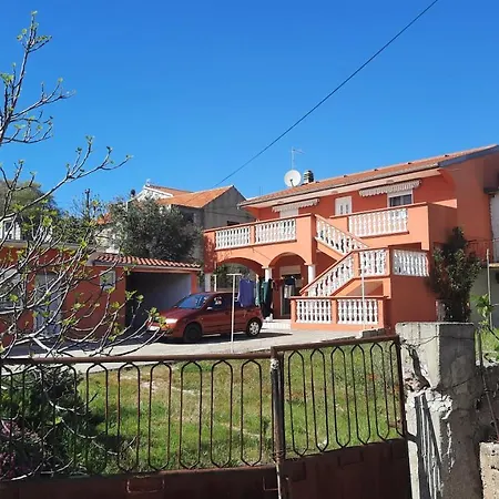Villa Miocev Pakostane
